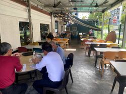 Lauw & Sons Garden (D20), Retail #582815231
